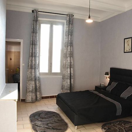 Appartement Place Des Marseillaises Marsiglia Esterno foto